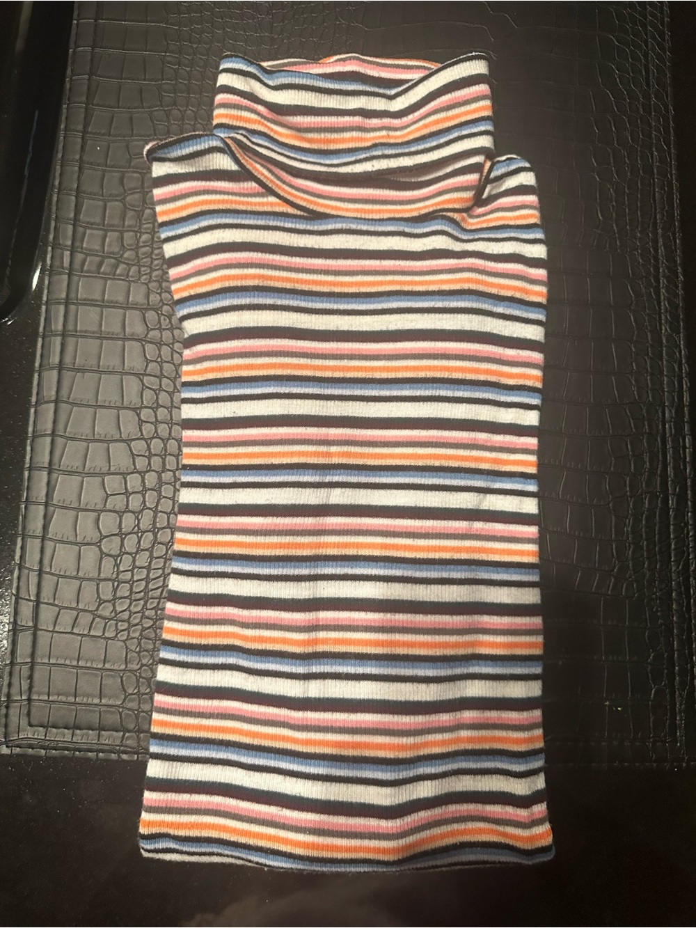 Men’s Gap turtleneck!